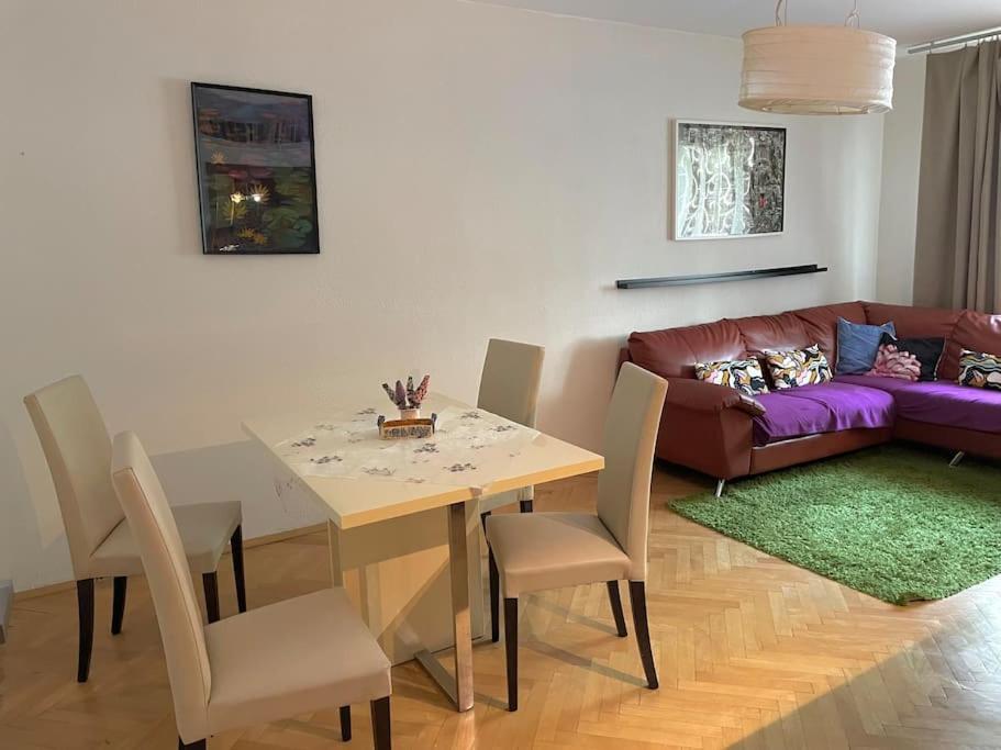 2,5 Izbovy Apartman V Ruzinove S Parkovanim Zdarma 브라티슬라바 외부 사진