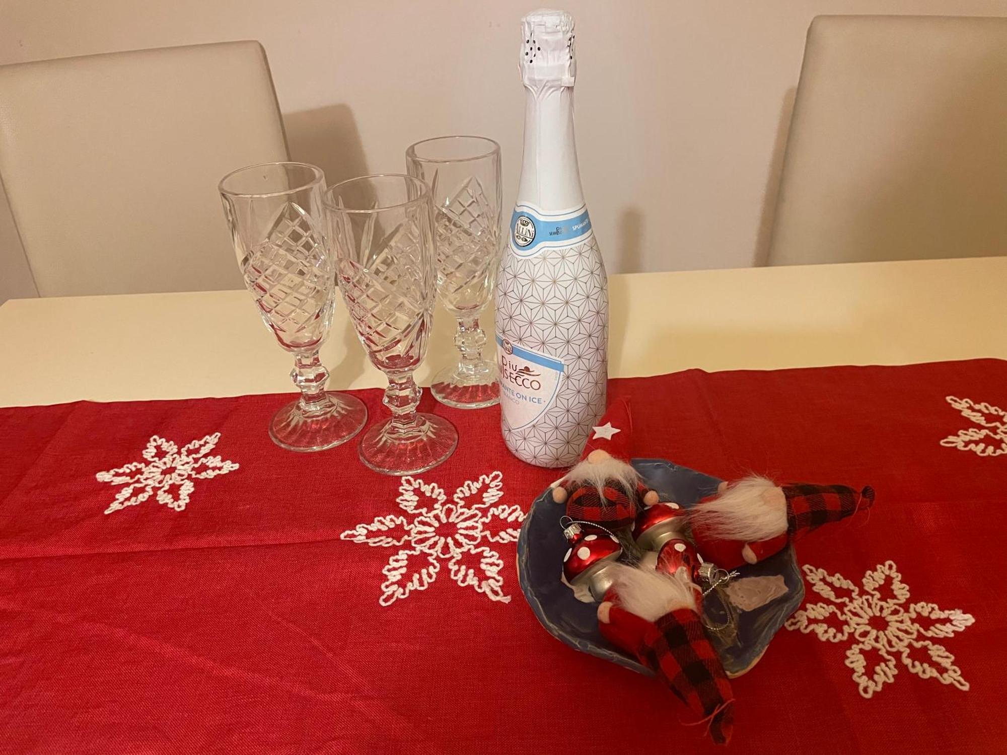 2,5 Izbovy Apartman V Ruzinove S Parkovanim Zdarma 브라티슬라바 외부 사진