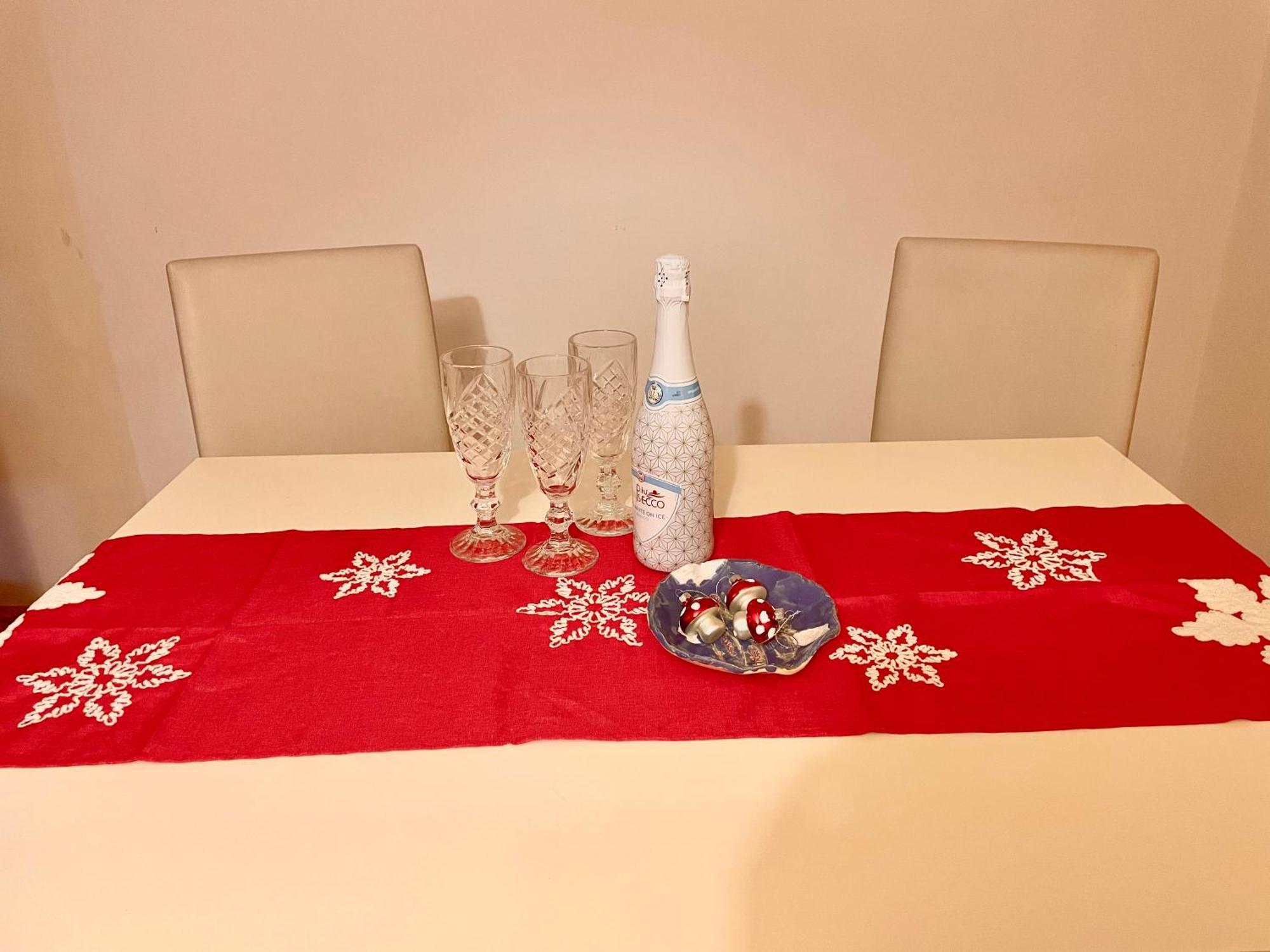 2,5 Izbovy Apartman V Ruzinove S Parkovanim Zdarma 브라티슬라바 외부 사진